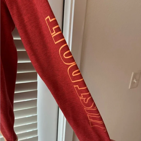 Nike “just do it” hoodie - Picture 2 of 4